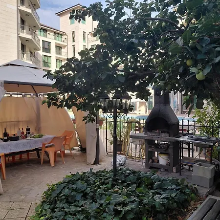 2 In Sunny Apartment Sunny Beach