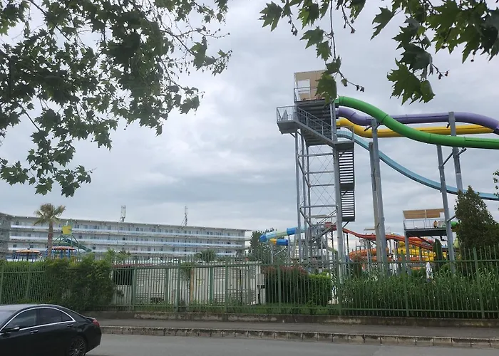 2 In Sunny Апартаменты